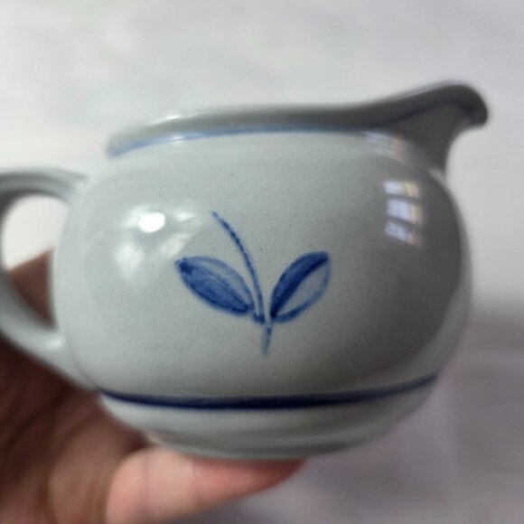 Arabia of Finland Blue Rose Creamer Gray/Blue with Blue Flowers 4 Ounce Size - Picture 11 of 12